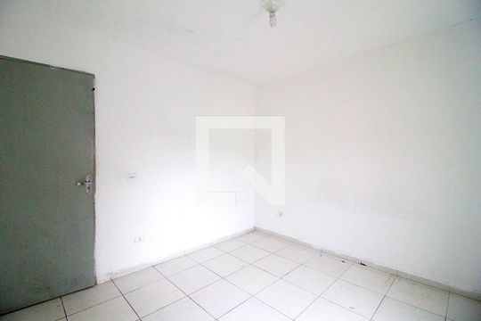 Quarto de casa para alugar com 1 quarto, 30m² em Utinga, Santo André