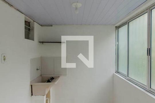 Área de Serviço de apartamento para alugar com 2 quartos, 52m² em Conjunto Habitacional Padre José de Anchieta, São Paulo