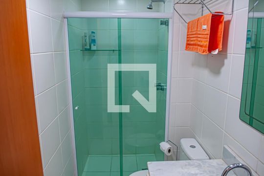 banheiro de apartamento à venda com 3 quartos, 93m² em Taquara, Rio de Janeiro