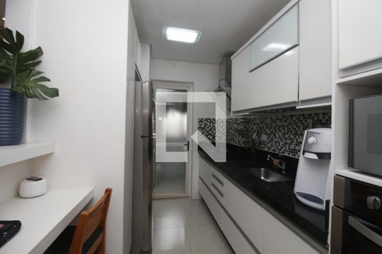 Cozinha de apartamento à venda com 2 quartos, 57m² em Vila Gomes Cardim, São Paulo