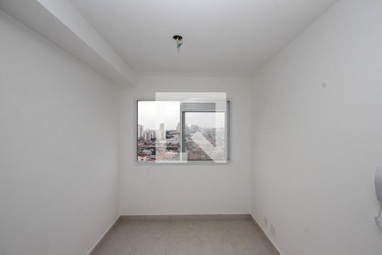 Apartamento para alugar com 1 quarto, 28m² em Vila Ema, São Paulo