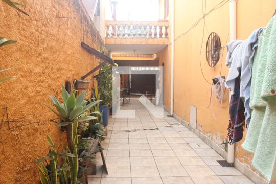 Quintal de casa à venda com 3 quartos, 150m² em Jardim Ubirajara (zona Sul), São Paulo