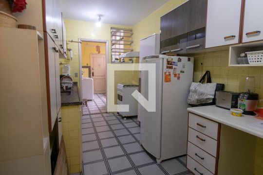 Cozinha de apartamento à venda com 4 quartos, 170m² em Copacabana, Rio de Janeiro