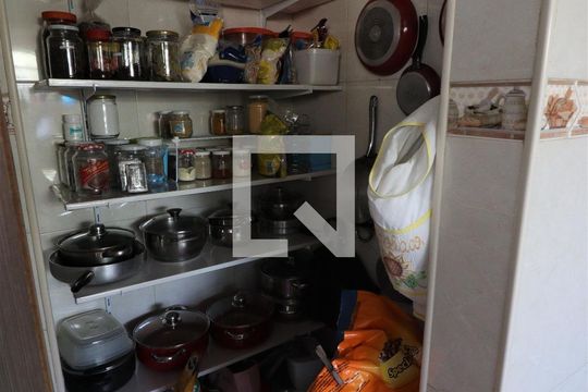 Dispensa de casa à venda com 4 quartos, 180m² em Parque Mandaqui, São Paulo