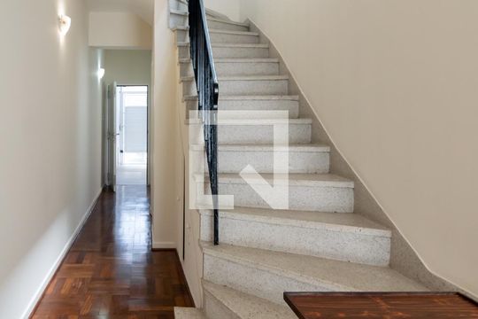 Sala de casa à venda com 3 quartos, 140m² em Campo Belo, São Paulo