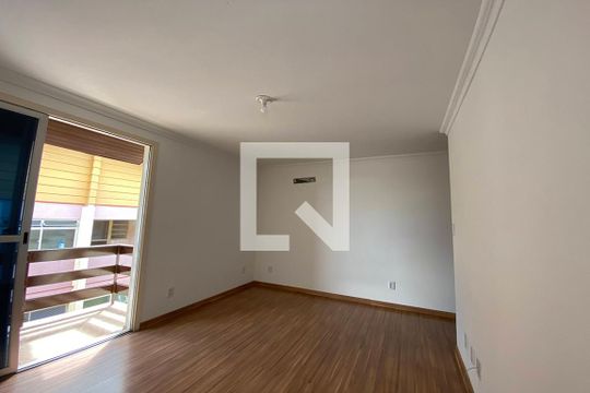 Sala de apartamento para alugar com 2 quartos, 80m² em Ouro Branco, Novo Hamburgo