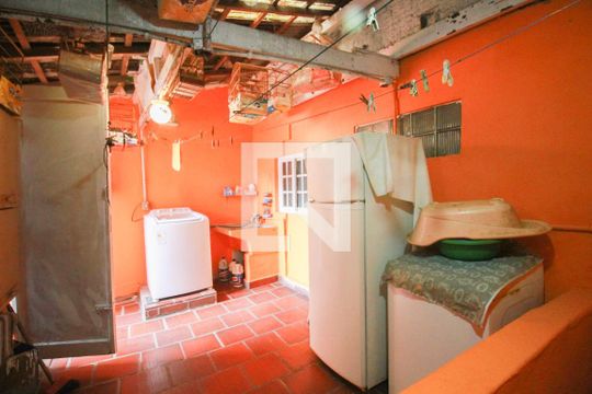 area de serviço casa 1 de casa à venda com 4 quartos, 180m² em Jardim São Paulo(zona Norte), São Paulo
