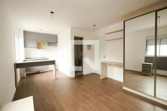 Studio de kitnet/studio para alugar com 1 quarto, 24m² em Liberdade, São Paulo