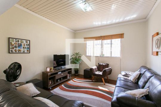 Casa à venda com 4 quartos, 264m² em Vila São Geraldo, São Paulo