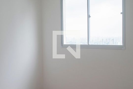Quarto 1 de apartamento para alugar com 2 quartos, 44m² em Vila Santa Maria, São Paulo