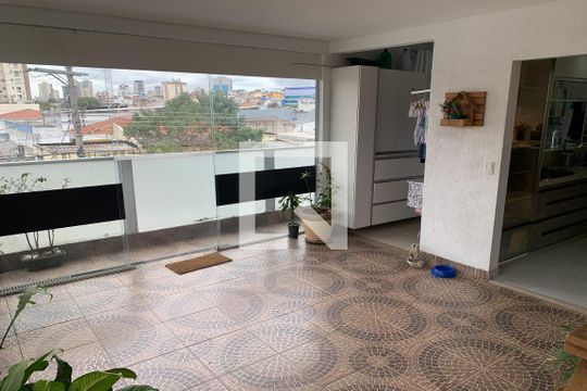 Quintal de casa à venda com 5 quartos, 625m² em Km 18, Osasco