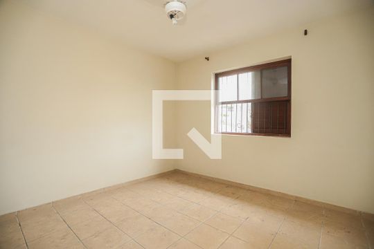 Quarto 1 de casa à venda com 2 quartos, 103m² em Alto de Pinheiros, São Paulo