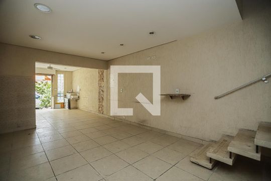 Sala de casa à venda com 2 quartos, 103m² em Alto de Pinheiros, São Paulo