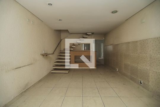 Sala de casa à venda com 2 quartos, 103m² em Alto de Pinheiros, São Paulo