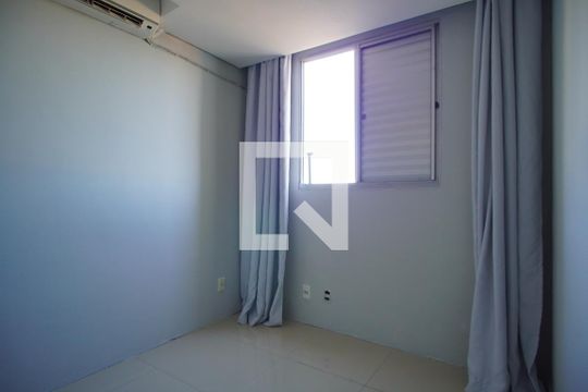 Quarto 2 de apartamento à venda com 2 quartos, 50m² em Protásio Alves, Porto Alegre