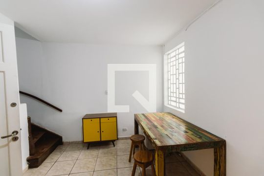 Sala de casa à venda com 4 quartos, 150m² em Perdizes, São Paulo