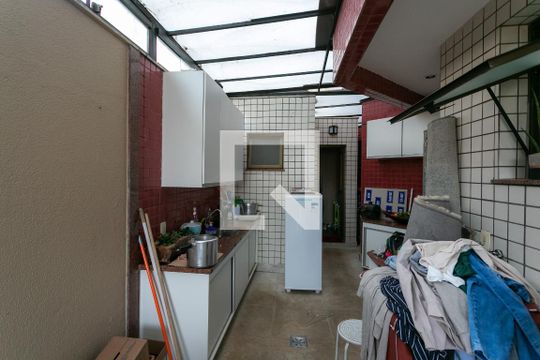 Área de Serviço de apartamento para alugar com 3 quartos, 245m² em Cidade Nova, Belo Horizonte