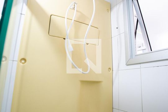 Banheiro de apartamento para alugar com 2 quartos, 55m² em Jardim Santo Ignacio, São Bernardo do Campo