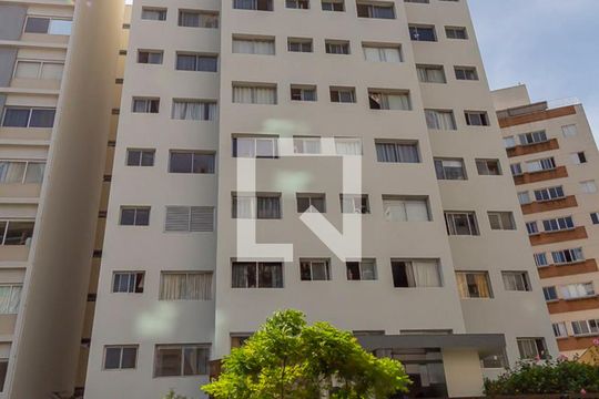 Fachada de apartamento para alugar com 1 quarto, 84m² em Vila Buarque, São Paulo