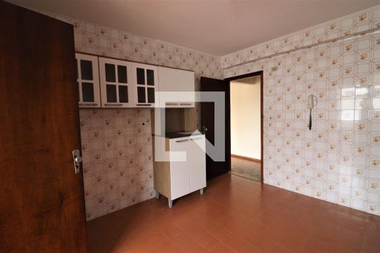 Cozinha de apartamento para alugar com 2 quartos, 70m² em Parada Inglesa, São Paulo