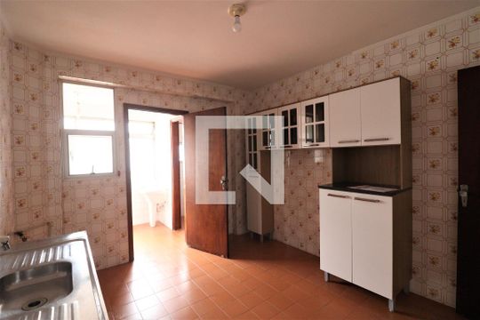 Cozinha de apartamento para alugar com 2 quartos, 70m² em Parada Inglesa, São Paulo