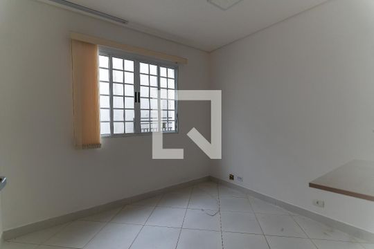 Quarto 1 de casa para alugar com 6 quartos, 350m² em Vila Bertioga, São Paulo