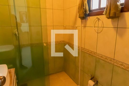Banheiro de casa à venda com 3 quartos, 190m² em Scharlau, São Leopoldo
