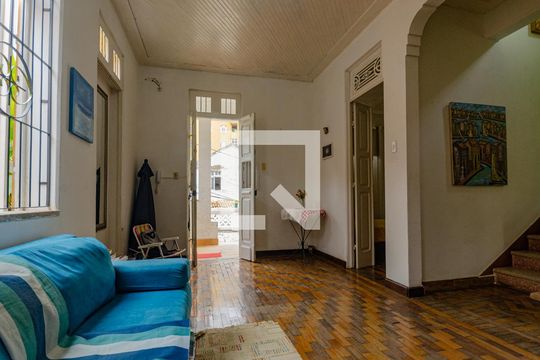 Sala 1 de casa para alugar com 8 quartos, 400m² em Barbalho, Salvador