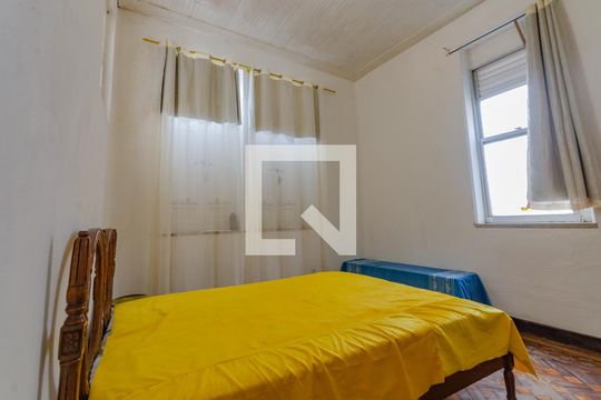 Quarto 1 de casa para alugar com 8 quartos, 400m² em Barbalho, Salvador