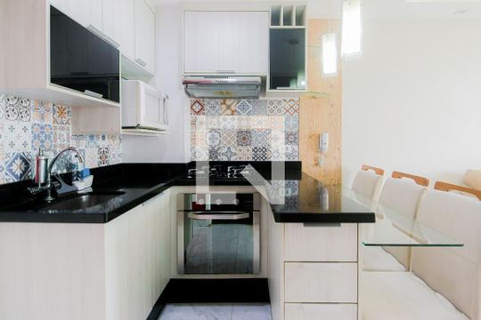 Cozinha de apartamento à venda com 1 quarto, 33m² em Jardim Santa Terezinha (zona Leste), São Paulo