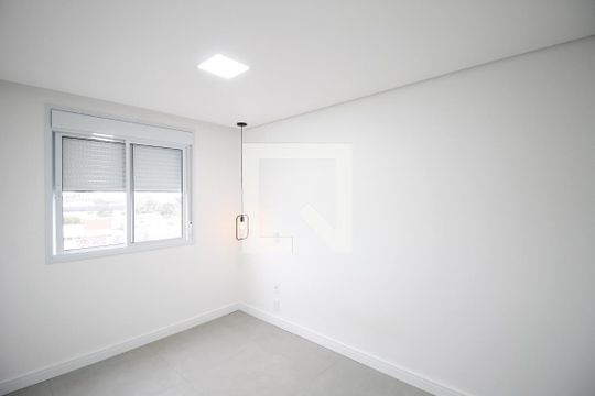 Quarto 2 de apartamento para alugar com 2 quartos, 44m² em Jardim Novo Santo Amaro, São Paulo