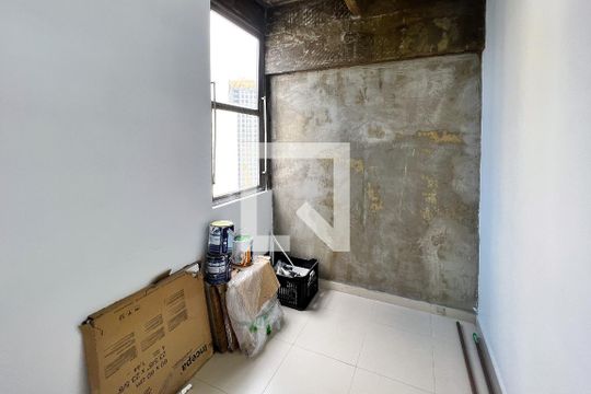 Quarto de Serviço de apartamento à venda com 3 quartos, 147m² em Jardim Paulista, São Paulo