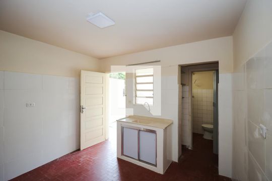 Cozinha de casa à venda com 1 quarto, 50m² em Vila Gumercindo, São Paulo