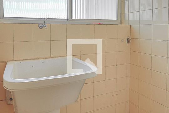 Área de Serviço  de apartamento para alugar com 2 quartos, 63m² em Sagrada Família, Belo Horizonte