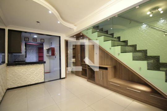 Casa à venda com 2 quartos, 120m² em Jardim Leblon, Belo Horizonte