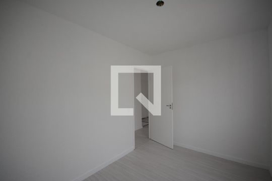 Quarto 1 de apartamento para alugar com 2 quartos, 44m² em Braz de Pina, Rio de Janeiro