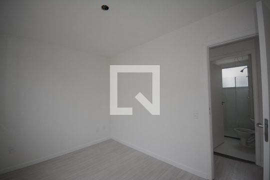 Quarto 1 de apartamento para alugar com 2 quartos, 44m² em Braz de Pina, Rio de Janeiro