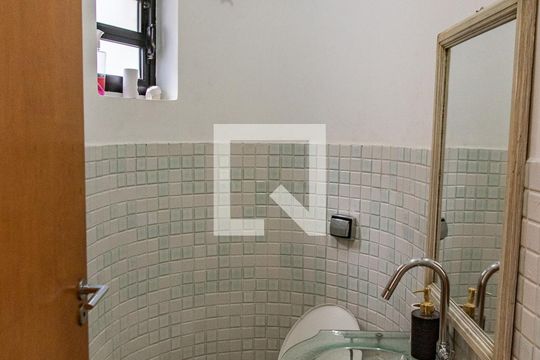 Lavabo de casa para alugar com 4 quartos, 420m² em Ipiranga, São Paulo