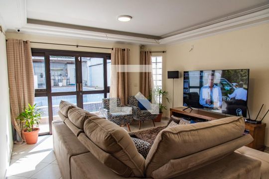 Casa para alugar com 4 quartos, 420m² em Ipiranga, São Paulo