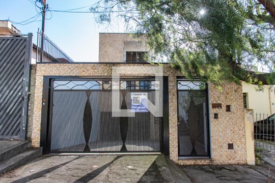 Fachada de casa para alugar com 4 quartos, 420m² em Ipiranga, São Paulo