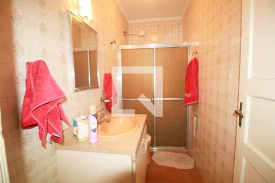 banheiro de casa à venda com 3 quartos, 201m² em Vila Aurora (zona Norte), São Paulo