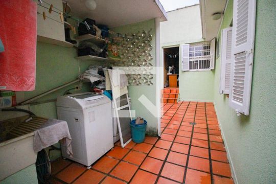 area de serviço de casa à venda com 3 quartos, 201m² em Vila Aurora (zona Norte), São Paulo