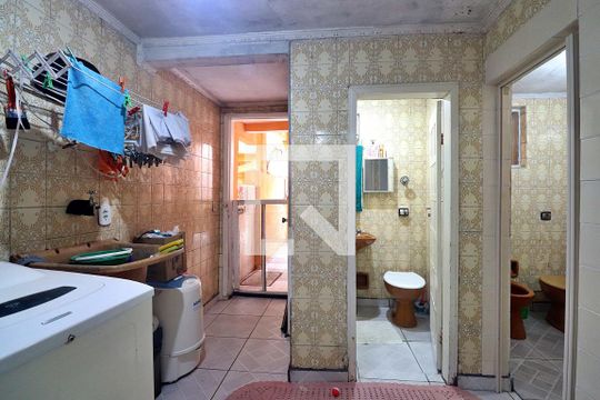 Área de Serviço de casa à venda com 3 quartos, 300m² em Jardim Santo Alberto, Santo André