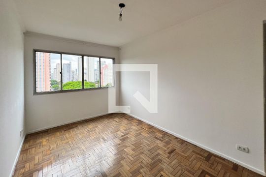 Sala de apartamento à venda com 2 quartos, 68m² em Vila Olímpia, São Paulo