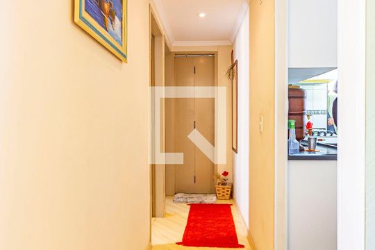 Corredor de casa à venda com 2 quartos, 49m² em Vila Lutécia, Santo André