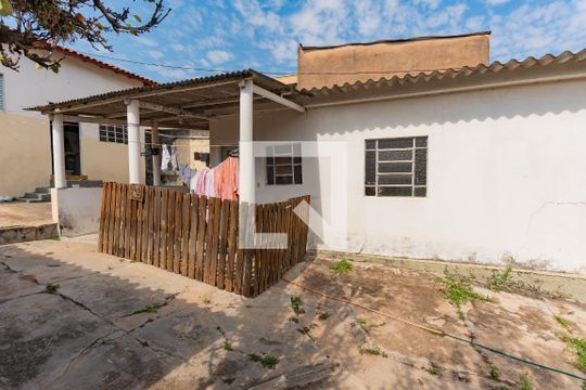 Casa 2- Fachada de casa à venda com 3 quartos, 80m² em Vila Marieta, Campinas