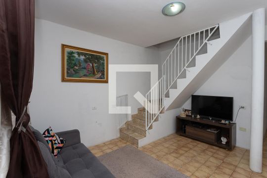 Casa à venda com 3 quartos, 311m² em Vila Nogueira, Diadema
