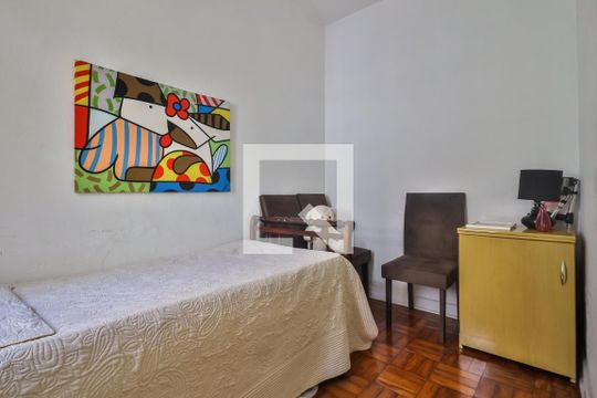 Quarto 1 de casa para alugar com 3 quartos, 187m² em Pinheiros, São Paulo