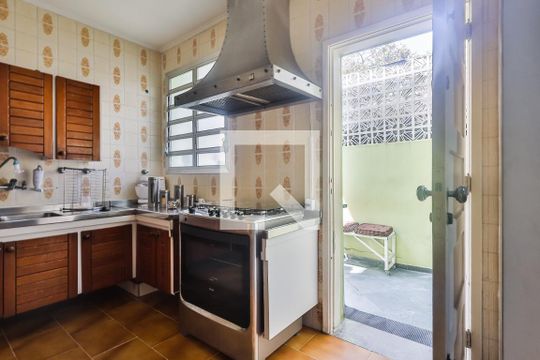 Cozinha de casa para alugar com 3 quartos, 187m² em Pinheiros, São Paulo