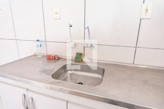 Pia  de casa para alugar com 2 quartos, 50m² em Jardim do Estádio, Santo André